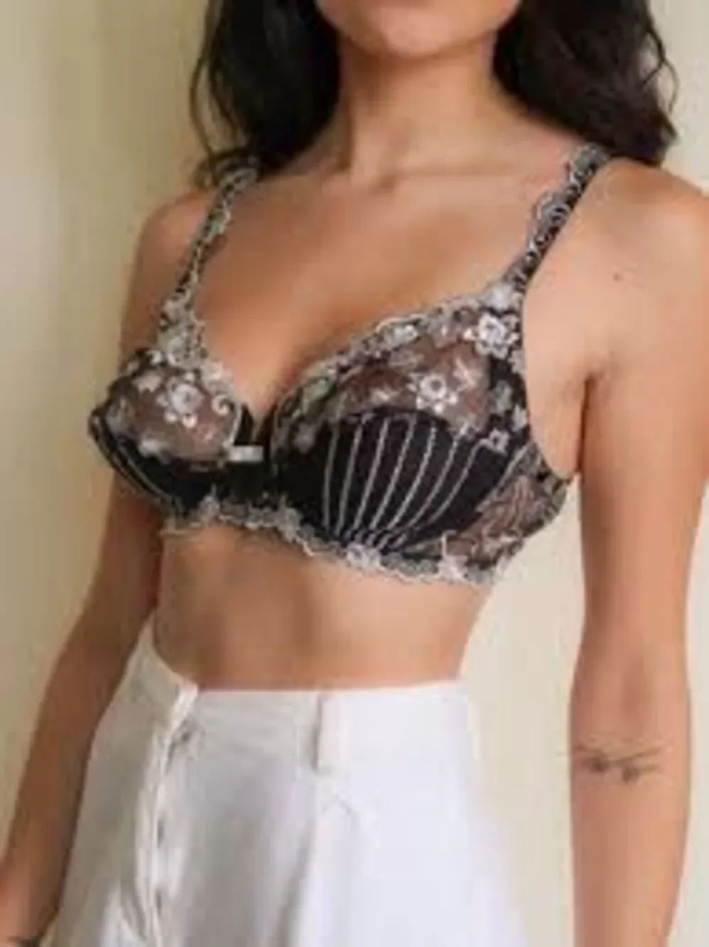 90s Vintage French Lave Bra Lise Charmel Black and White Unlined Balconette 38D/